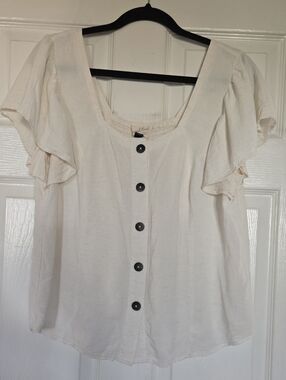 Universal Thread Cream Button-Front Square-Neck Blouse